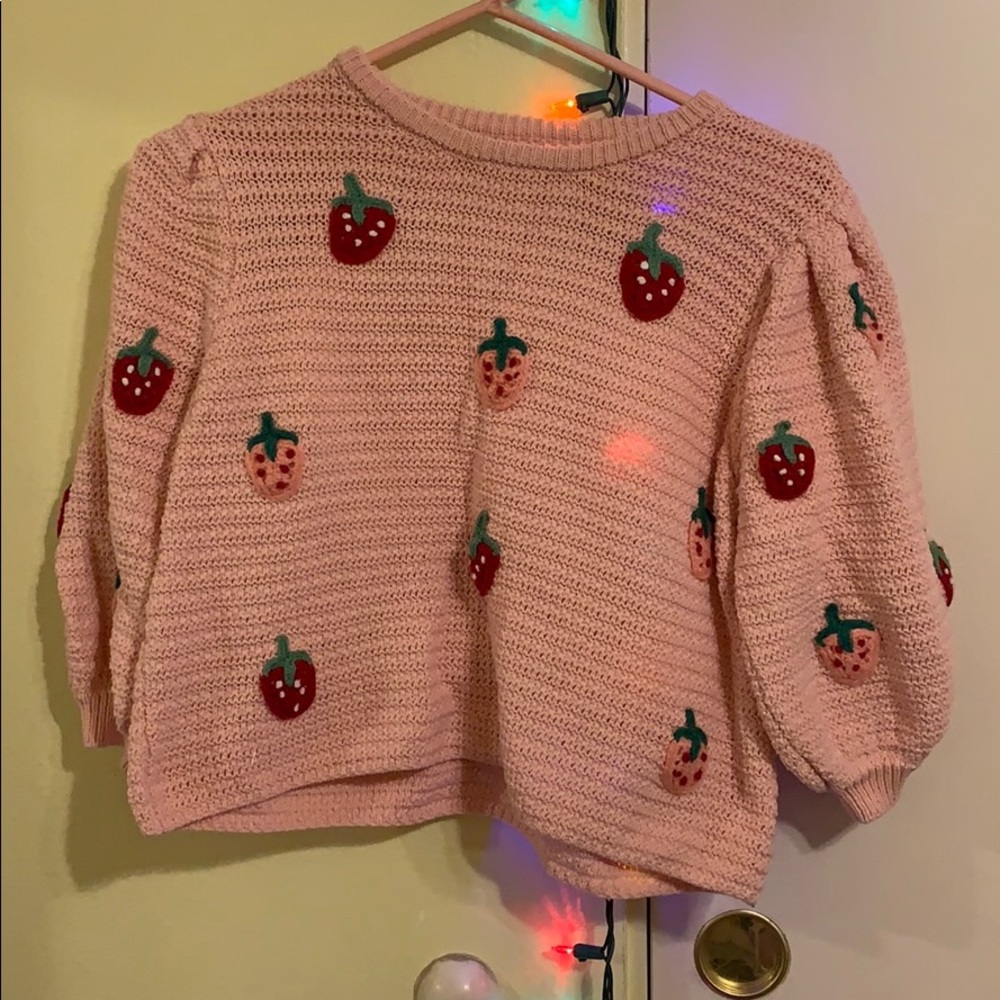 Pink knitted crop sweater with strawberries